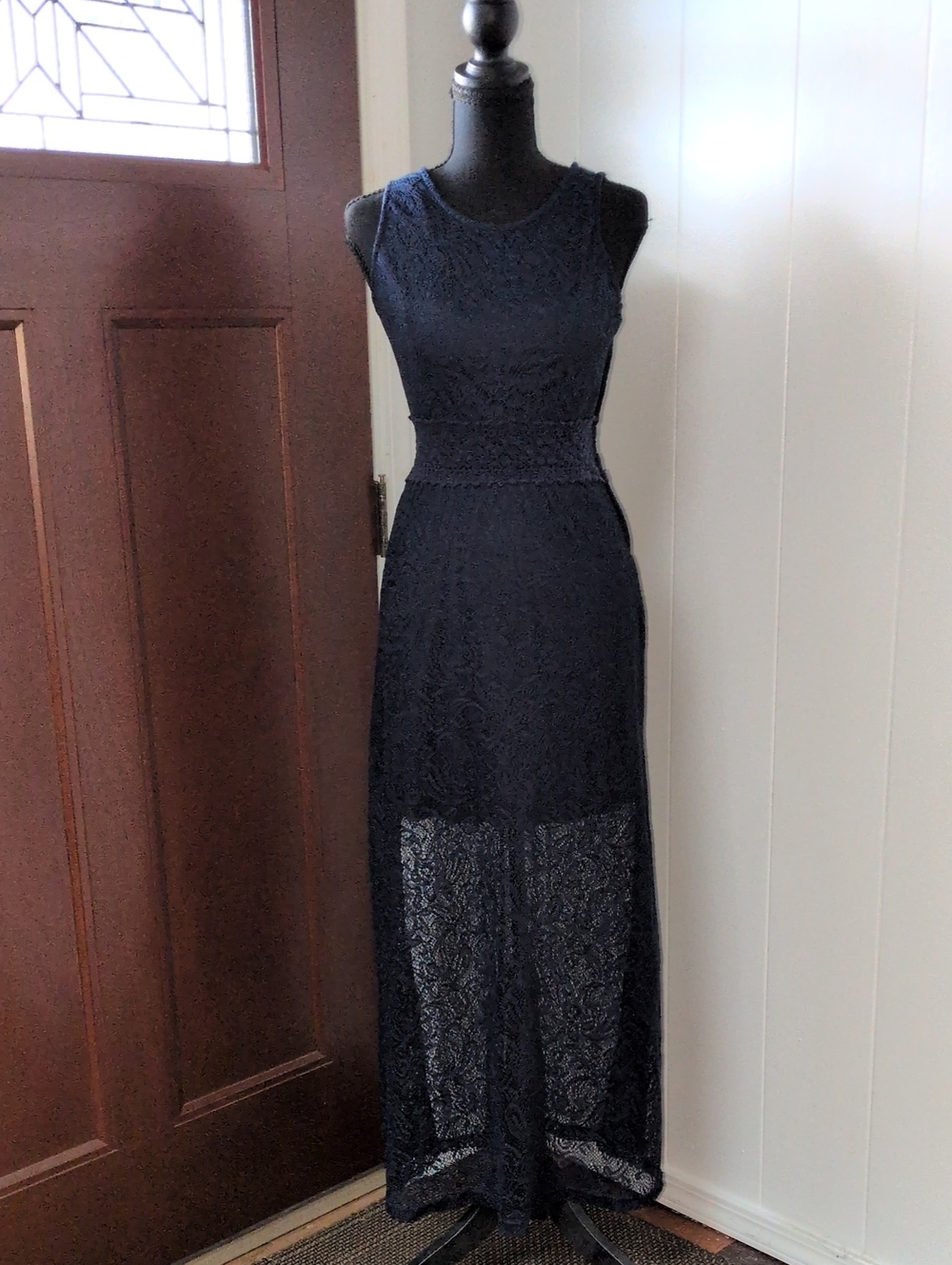 Rue21 Elegant Navy Lace Maxi Dress - Sleeveless Size M